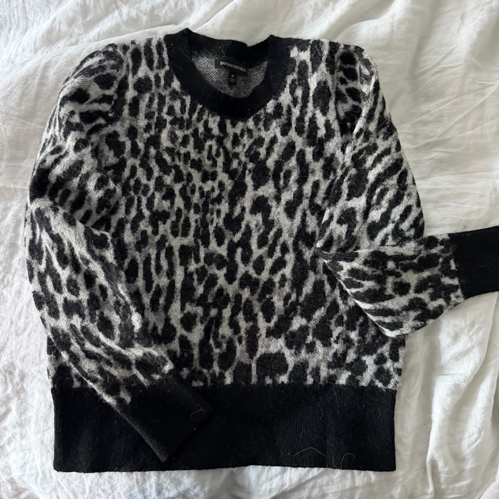 Banana Republic Leopard Print Black and Gray Sweater